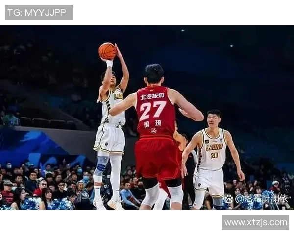 CBA激战广东队对决福建队全力争胜精彩瞬间回顾